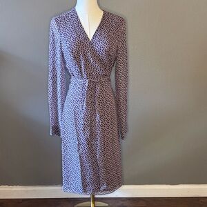 100% Silk Lavender Floral Wrap Dress with Long Sleeves Ann Taylor size 4